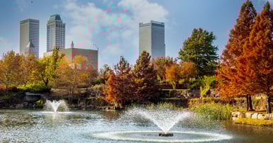 Fountain in Downtown Pond_Fall